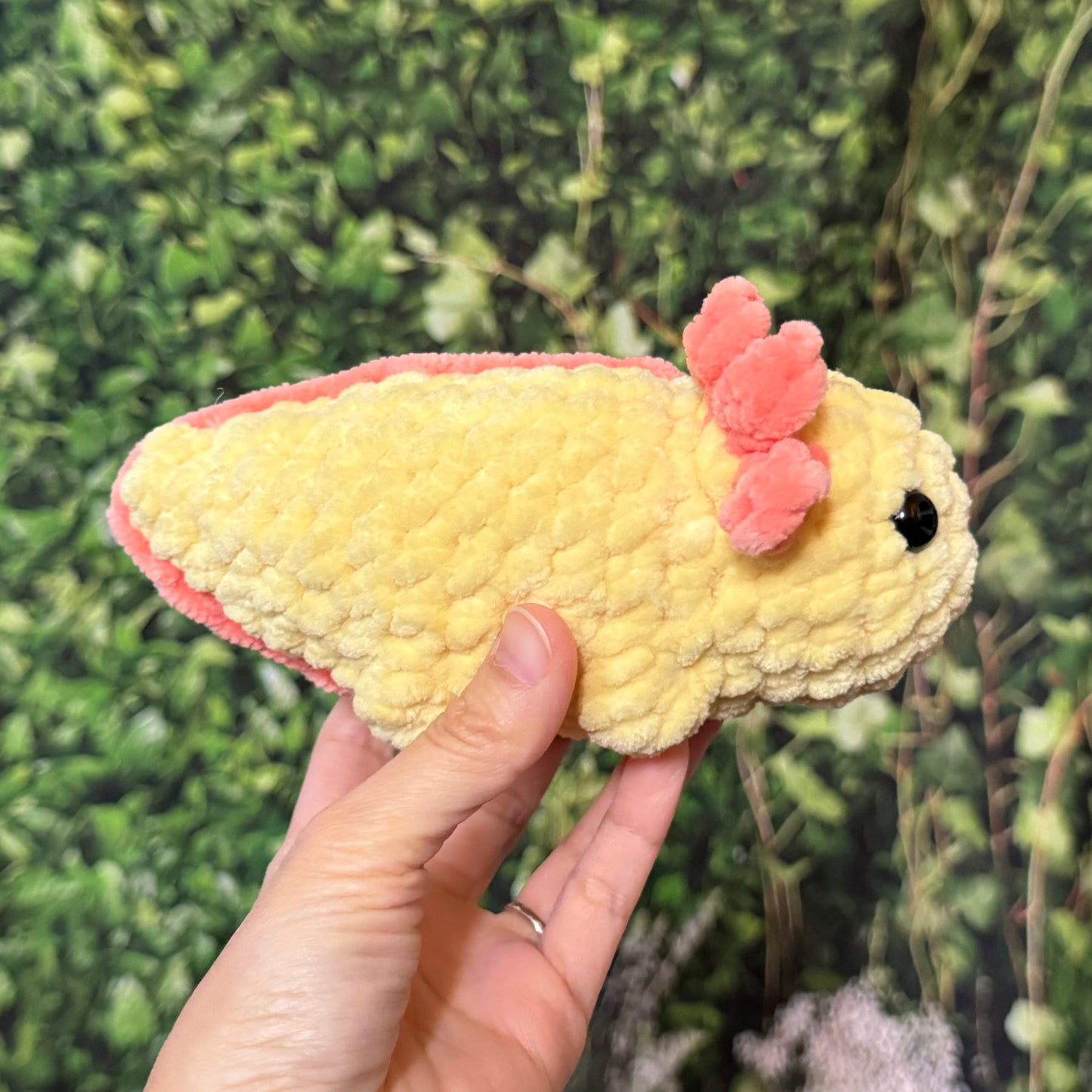 Axolotl Plushie (yellow)