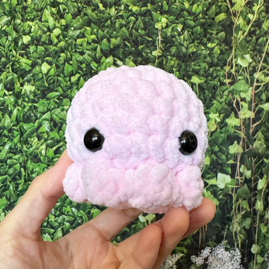 Octopus Plushie (Pink)