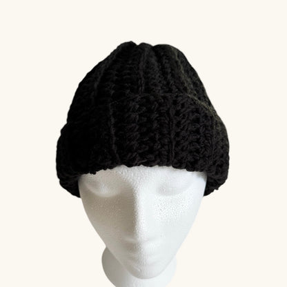 Crochet Beanie Hat (Black)