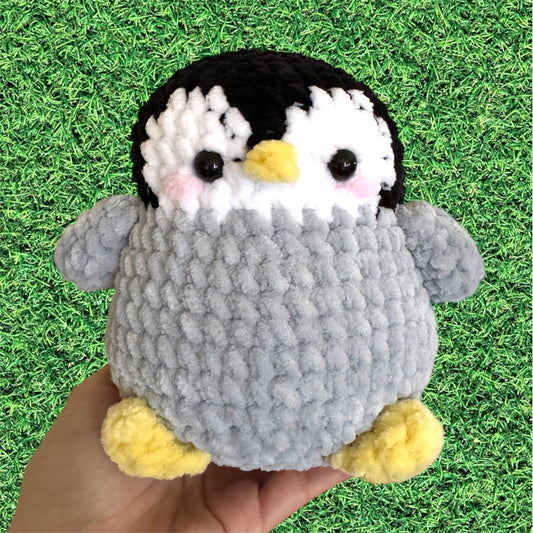 Chubby Penguin Plushie (Black)